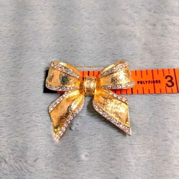 Vintage 1980's Goldtone & Rhinestones Bow Brooche - Picture 8 of 10